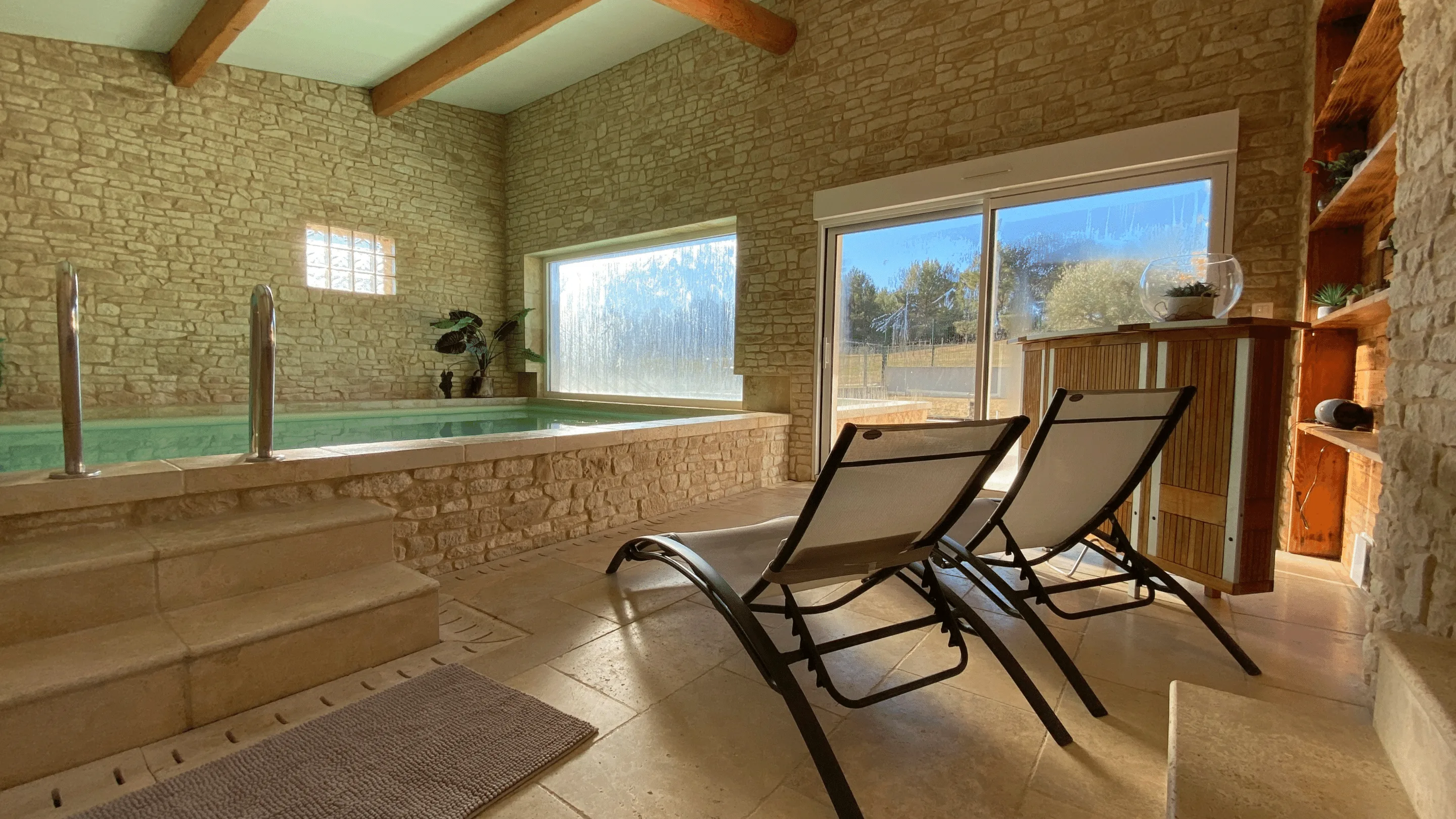 Piscine Intérieur Maison Puyloubier